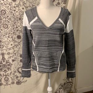 Althleisure long sleeve shirt